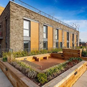 Apartment Luxury 1 Bedroom Flat With Balcony - St Anne's