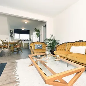  Apartment Sunny Seaside Sanctuary - Two Bedroom