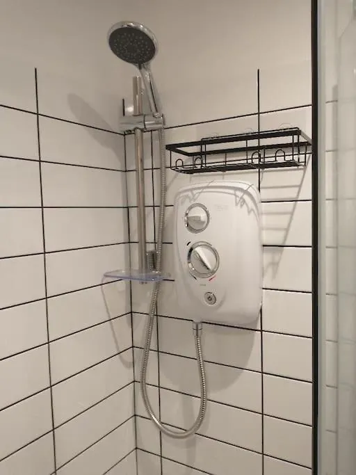 Cosy Garden Studio Room Minimum Two Night Booking Brighton Apartment